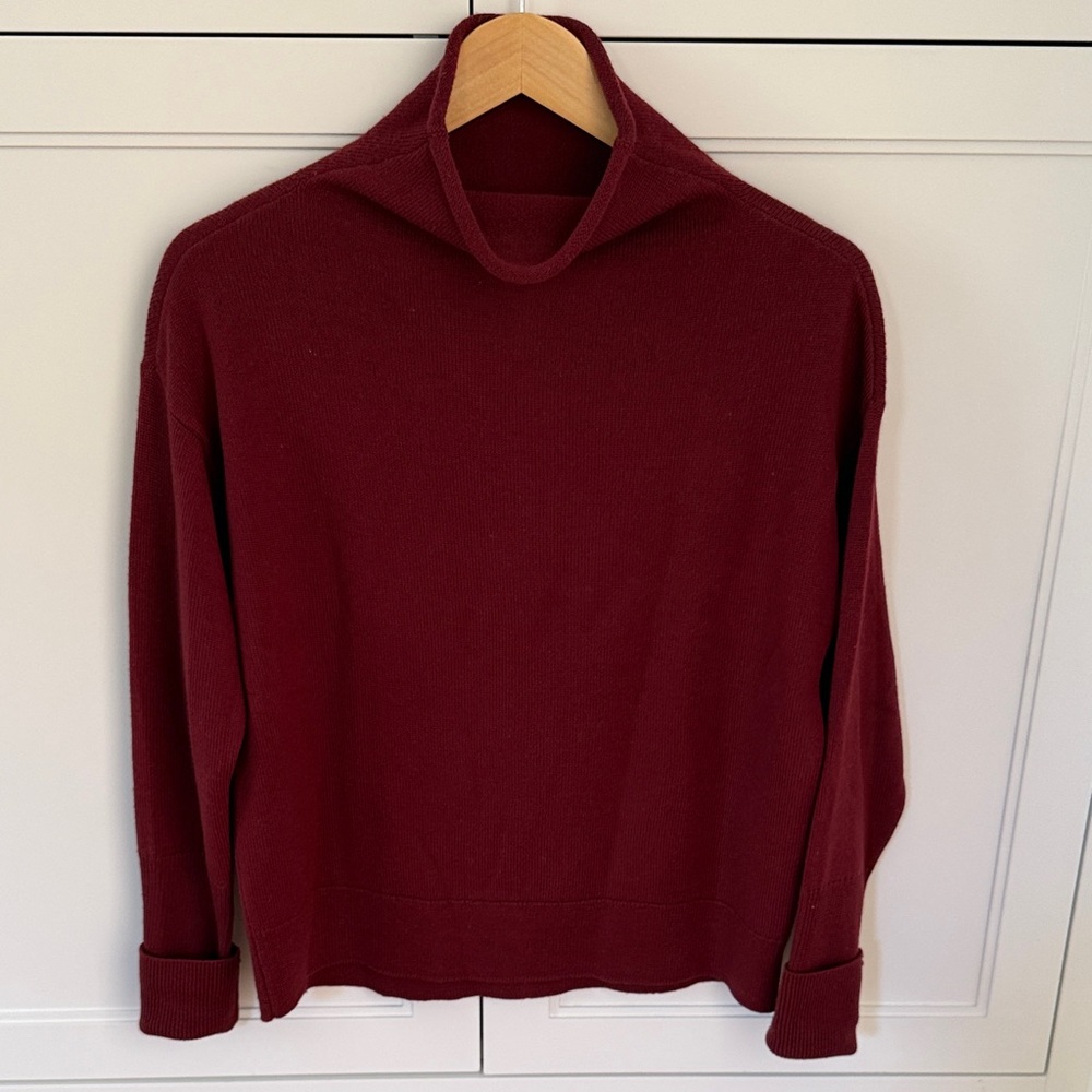 Wilfred Burgundy Mock neck Sweater